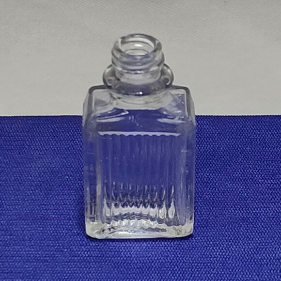 Cutex Ribbed Clear Glass Bottle Cosmetic Antique Collectible Aesthetic 1910s VTG - Picture 1 of 10